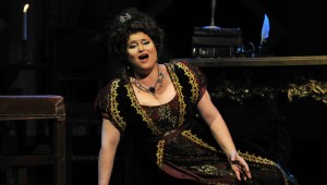 Soprano Carter Scott reprised her 2005 role as Floria Tosca in Fort Worth Opera’s spellbinding new production of the Puccini classic.