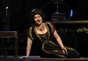 STAGE Soprano Carter Scott reprised her 2005 role as Floria Tosca in Fort Worth Opera’s spellbinding new production of the Puccini classic.