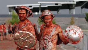 TOMATO FIGHTERS.