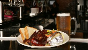 The ’cue isn’t the only game in town at Old Texas — but it sure is tasty. Lee Chastain