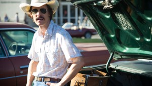 Matthew McConaughey hawks life-saving unapproved drugs in Dallas Buyers Club.