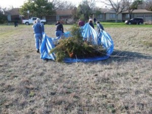 cleanup VOLUNTEERS SUCH AS THESE FROM LAST YEAR GET IN SOME EXERCISE WHILE PERFORMING A COMMUNITY TASK AT THE SAME TIME.