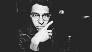 Singer-songwriter/guitar-slinger Ronnie Heart is wrapping up his debut album.