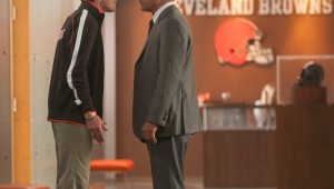 Denis Leary and Kevin Costner have a tense discussion in the Cleveland Browns’ front office on Draft Day.