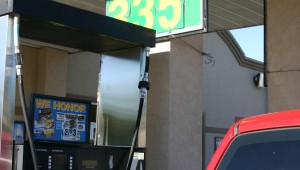 A JACKSBORO HIGHWAY GAS STATION HAS GAS FOR $2.89. (Photo by Jeff Prince).