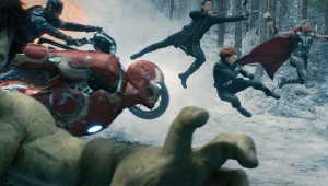 Mark Ruffalo, Chris Evans, Jeremy Renner, Scarlett Johansson, and Chris Hemsworth go airborne in Avengers: Age of Ultron.