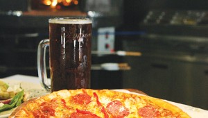 Imponente Pizza & Pasta serves up its namesake pie. Photo by Lee Chastain.