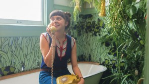 Bel Powley can’t wait to tell her bestie her secret in The Diary of a Teenage Girl.