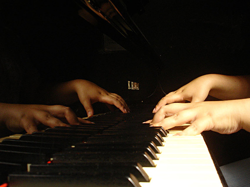 Piano_playing