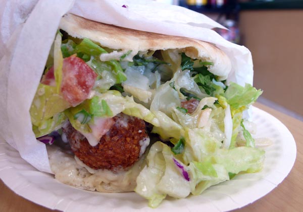 falafel-sandwich