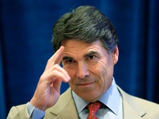 Rick_Perry_salutes