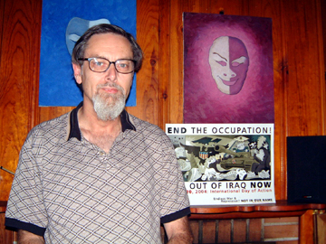 Jhon Kahsen (pictured) joins Dallas free jazz master Dennis Gonzalez to rage against the machine.