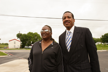 Woods: Neighborhood nonprofits ‘are finding their federal funds frozen if they don’t hire City Construction.’