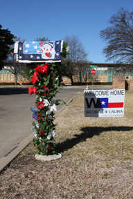 The Bushes’ new neighbors in Dallas appear to be extending a warm welcome to the couple.