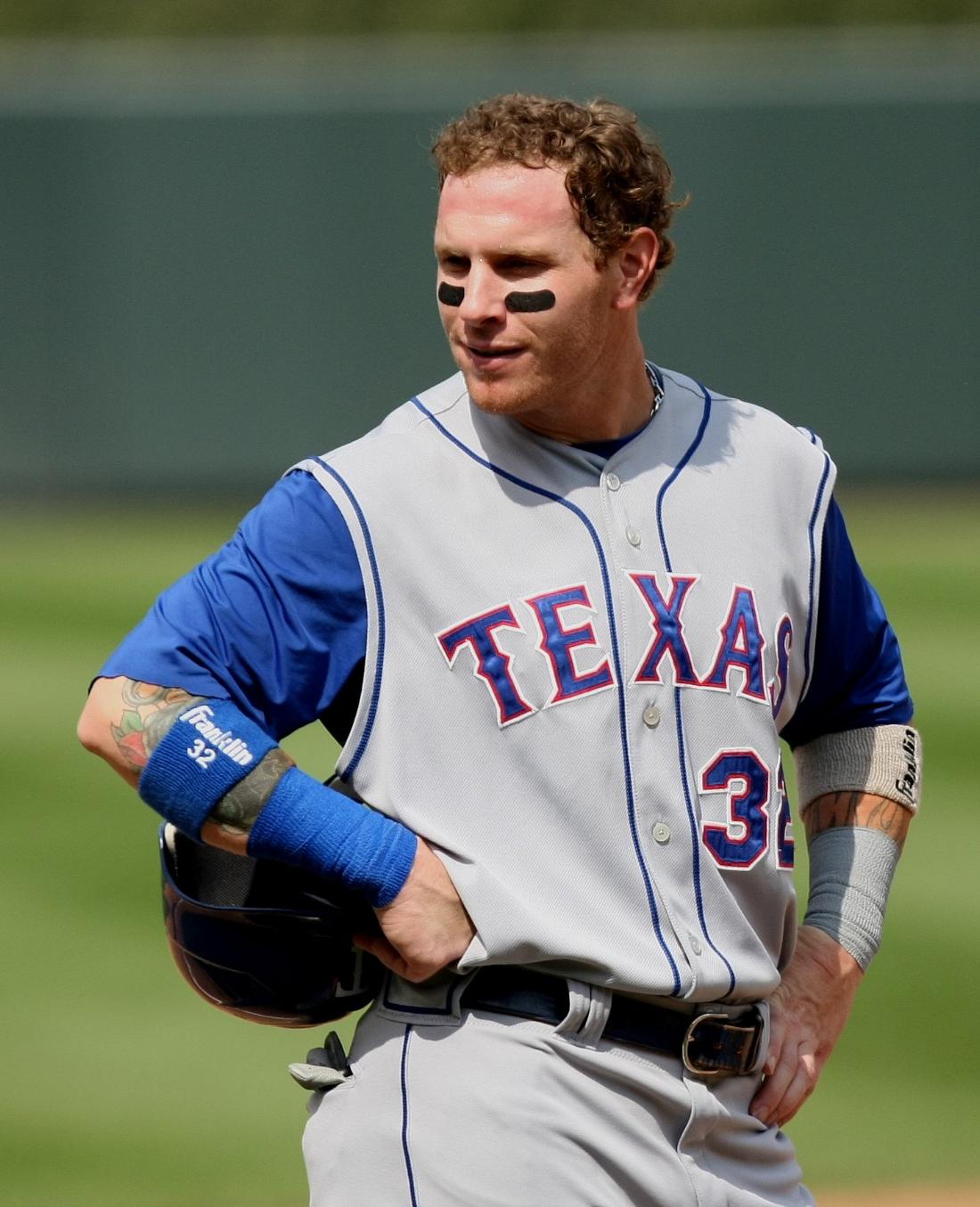 Back with Texas, a last chance in MLB for Josh Hamilton?