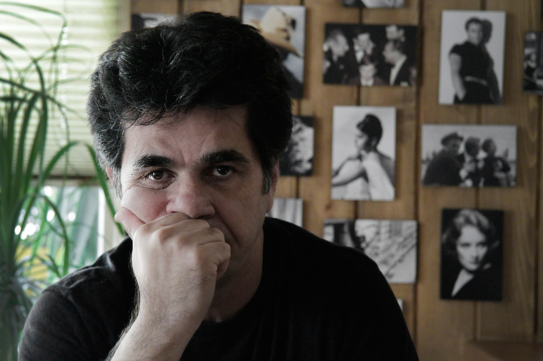 Jafar Panahi in This Is Not a Film.