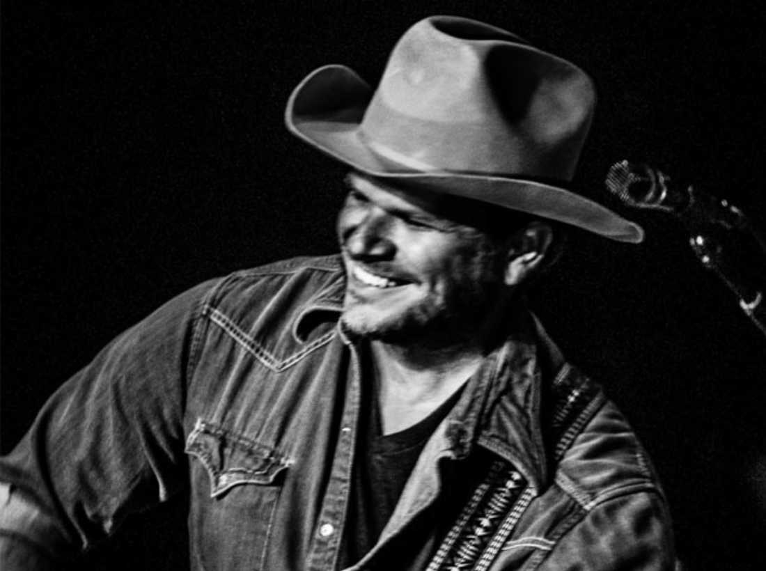 Singer-songwriter Jason Eady's new album throws back to the past for inspiration -- but just how far?