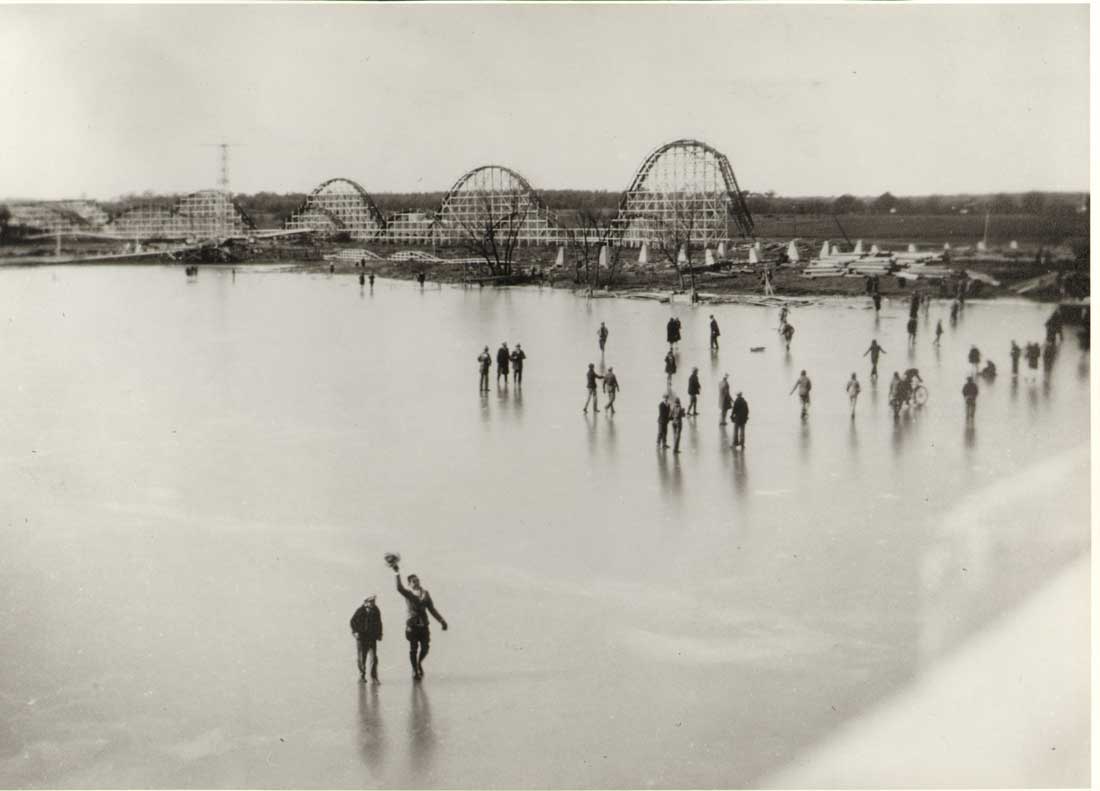 Casino Park dominated the (frozen) Lake Worth shoreline in the early 20th century. Courtesy North Fort Worth Historical Society