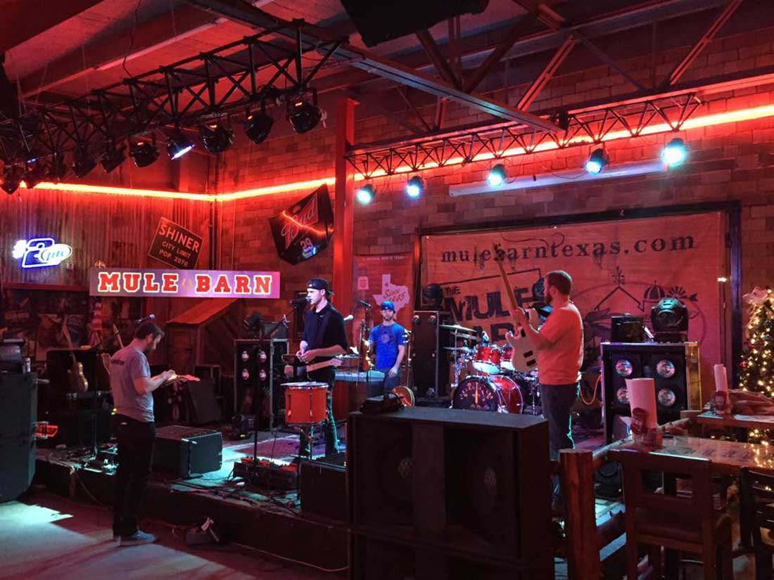 A Kickin Time At The Mule Barn Fort Worth Weekly