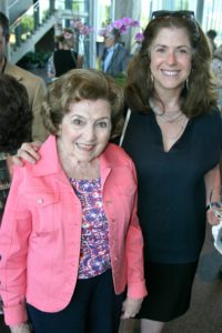 ENTERTAINMENT REPORTER BOBBIE WYGANT AND FRIEND SHELLY SEYMOUR MINGLED AMONG THE CROWD.