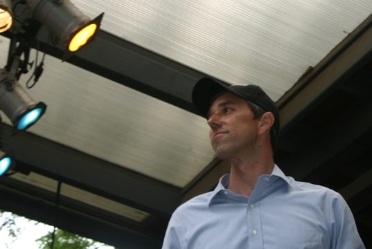 Beto O’Rourke Touches Down At The Flying Saucer