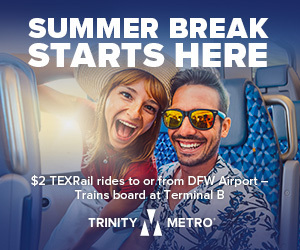 25TRN152_TEXRail-Digital_Summer-Travel_300x250_Couple(1)