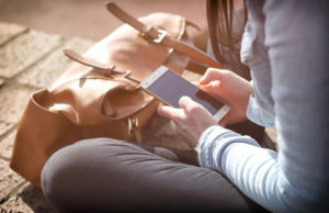 The Role of Solana Mobile Seeker in Democratizing Blockchain Access