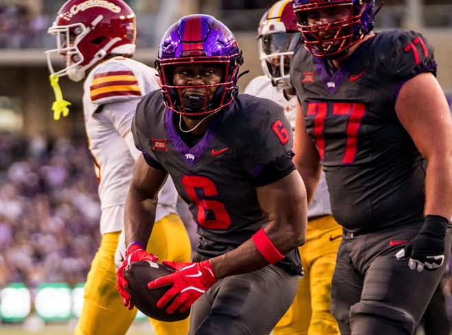 buckuisu11-12-681x850