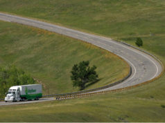 Long-Distance Moving Without Surprises: Why Professionals Are Non-Negotiable