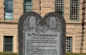 Fort Worth School Managers to Discuss Ten Commandments 5pm Tonight/Tue