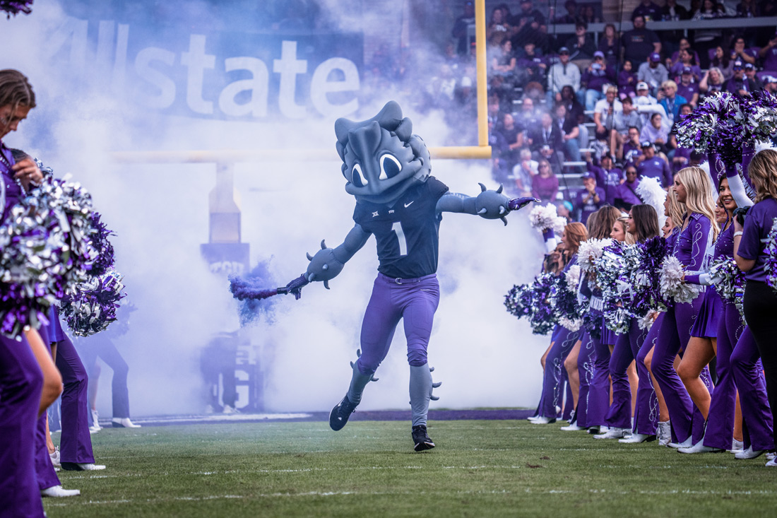 Becoming SuperFrog — Fort Worth Weekly